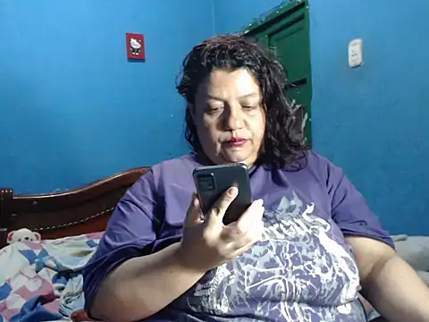 Snapshot of Lauren_baby chatting on May 21, 2026, 9:45 pm Lauren baby online show from May 21, 2026, 9:45 pm