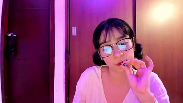  Lunnaa  online show from December 18, 2024, 3:26 am