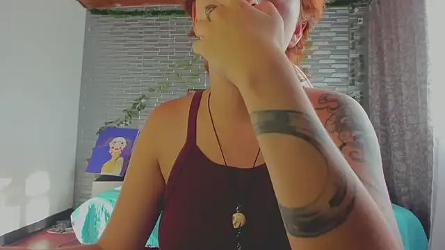 Snapshot of Ginger_Sweetty chatting on December 15, 2025, 8:47 pm Ginger Sweetty online show from December 15, 2025, 8:47 pm