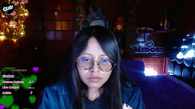 MidoriQuiinn online show from June 11, 2026, 12:32 am
