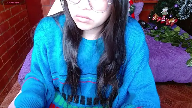 Snapshot of MidoriQuiinn chatting on December 14, 2025, 4:23 pm MidoriQuiinn online show from December 14, 2025, 4:23 pm