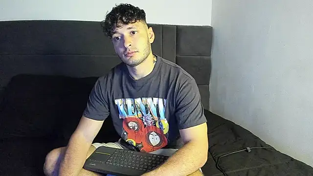 alejandro  2 online show from January 14, 2026, 3:59 pm