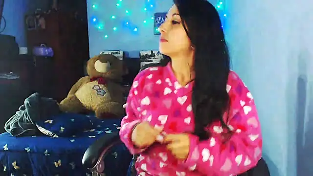 sahtlove1 online show from January 6, 2026, 2:15 am