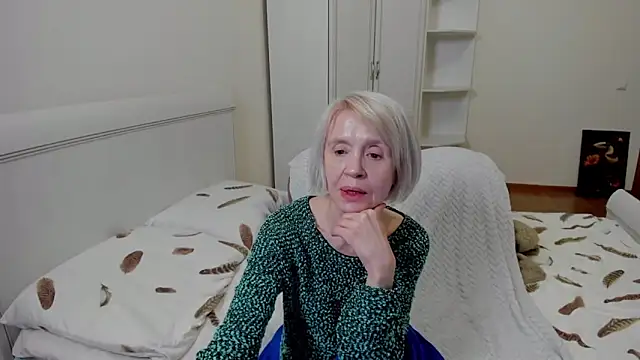 aminalive online show from October 29, 2025, 7:13 pm