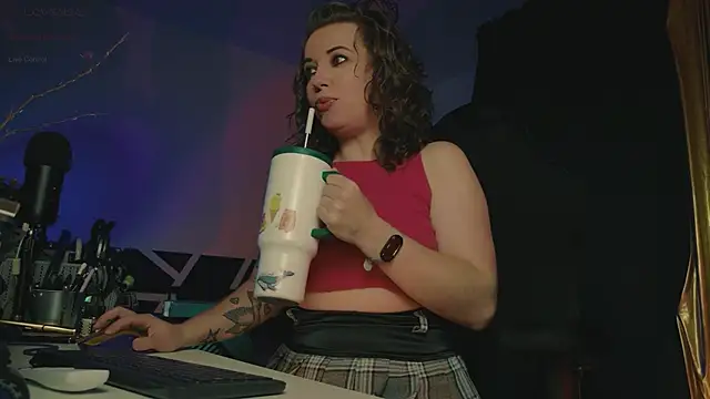 Snapshot of LisaDove chatting on October 14, 2025, 1:50 am LisaDove online show from October 14, 2025, 1:50 am