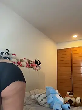 oriana zoeee online show from February 4, 2026, 8:15 pm