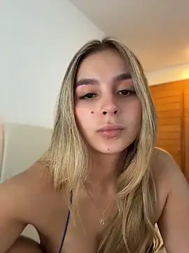 oriana zoeee online show from June 4, 2026, 1:10 am