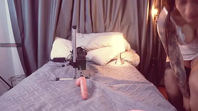 Snapshot of Lucy_fit chatting on September 15, 2025, 9:21 am Lucy fit online show from September 15, 2025, 9:21 am