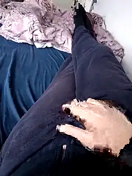 Snapshot of ScalicHat69 chatting on October 5, 2025, 12:40 pm ScalicHat69 online show from October 5, 2025, 12:40 pm