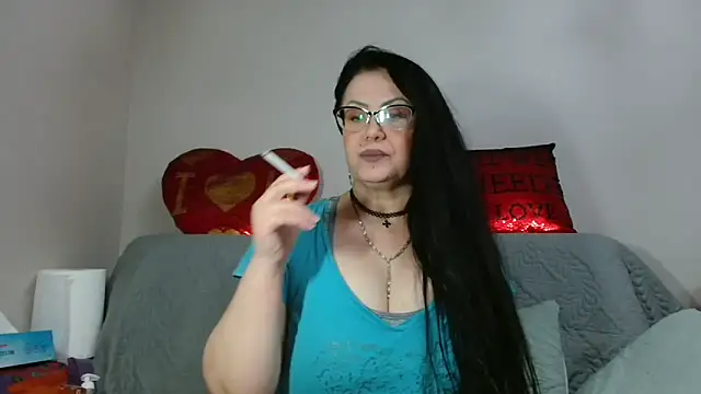 x  KHALEESI  x online show from November 4, 2025, 7:06 pm