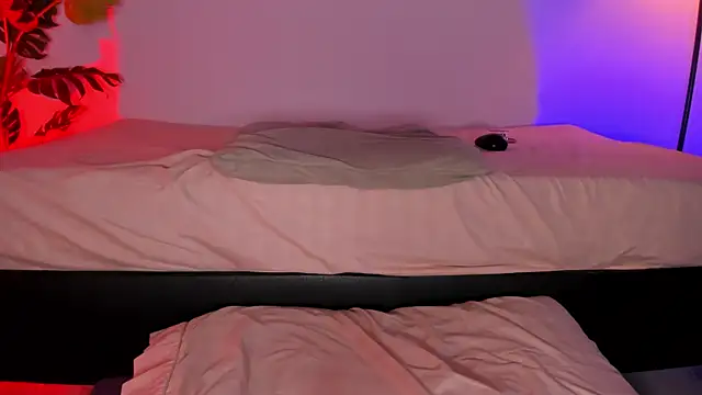 hot booty  online show from January 9, 2026, 11:22 pm