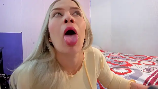 Byanca Winklar online show from September 22, 2025, 5:52 pm