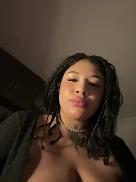 IamSashaLuv online show from February 18, 2025, 6:37 am