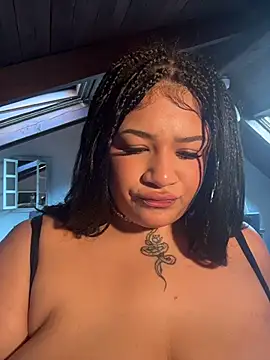 IamSashaLuv online show from March 25, 2026, 4:39 pm