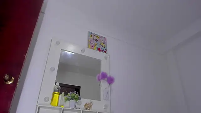 Snapshot of Emma_lean chatting on October 25, 2025, 1:45 pm Emma lean online show from October 25, 2025, 1:45 pm