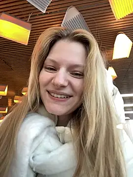 MaryHiggins online show from February 3, 2026, 1:38 pm