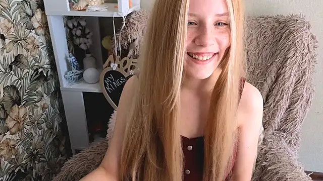 Snapshot of sarakaell chatting on July 31, 2026, 2:33 am sarakaell online show from July 31, 2026, 2:33 am