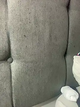 Snapshot of vellaAngel chatting on February 28, 2025, 2:31 am vellaAngel online show from February 28, 2025, 2:31 am