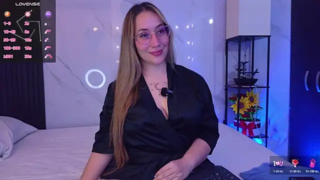 hotpawgmilf online show from April 9, 2026, 5:31 am