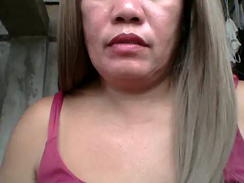 pinaySandra online show from November 24, 2025, 10:54 pm