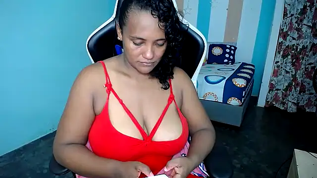 Snapshot of marysol83 chatting on November 9, 2025, 6:12 pm marysol83 online show from November 9, 2025, 6:12 pm