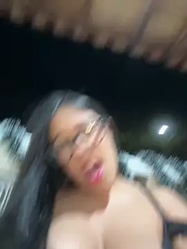 Snapshot of WHAAATTTTTTTTTT chatting on January 23, 2025, 3:05 am WHAAATTTTTTTTTT online show from January 23, 2025, 3:05 am