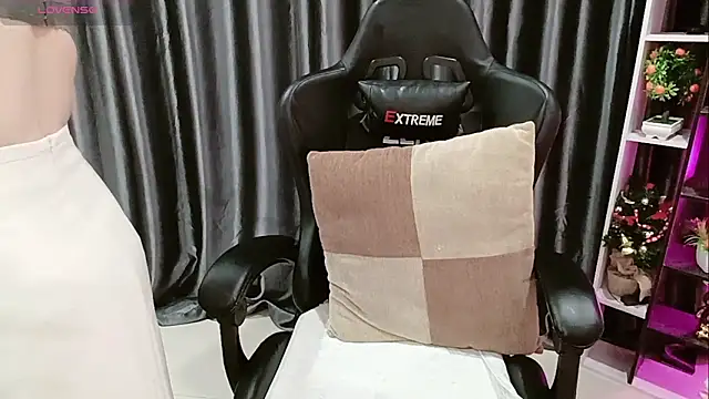 Yuki-yio online show from February 26, 2026, 1:16 am