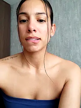 Snapshot of Angelinalombardi_ chatting on October 10, 2025, 5:36 pm Angelinalombardi online show from October 10, 2025, 5:36 pm