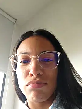 Snapshot of Angelinalombardi_ chatting on March 12, 2025, 8:31 pm Angelinalombardi online show from March 12, 2025, 8:31 pm