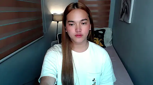 MoaningKylie online show from December 15, 2024, 1:02 am