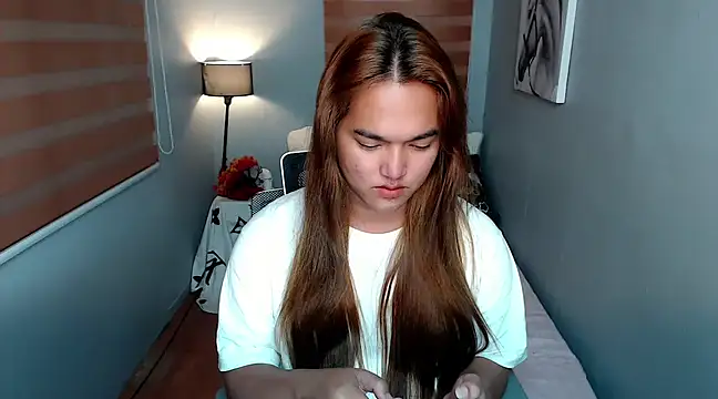 MoaningKylie online show from January 3, 2025, 12:43 am