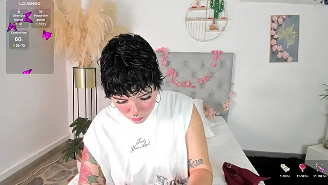 Amy art online show from March 29, 2026, 3:24 pm