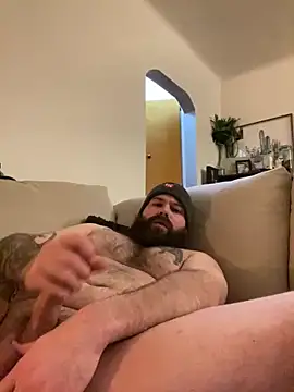 grizzlybearcody online show from January 3, 2025, 3:27 am