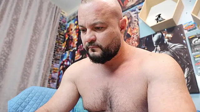 Muscle Bear online show from January 9, 2026, 7:37 am
