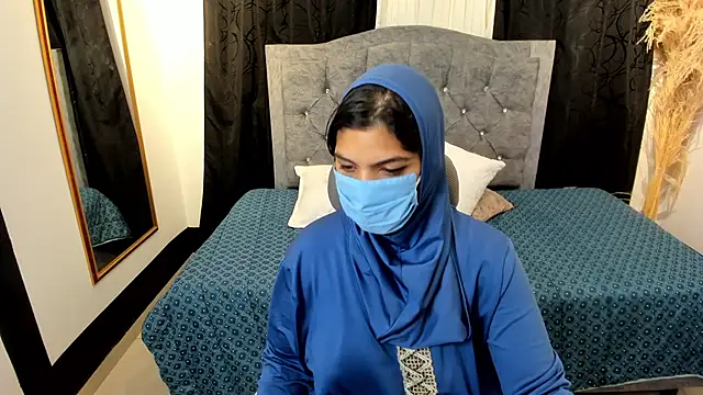anissa- online show from February 25, 2025, 3:31 pm
