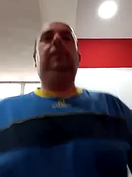 Snapshot of Hot-pico76 chatting on March 3, 2025, 8:30 am Hot-pico76 online show from March 3, 2025, 8:30 am