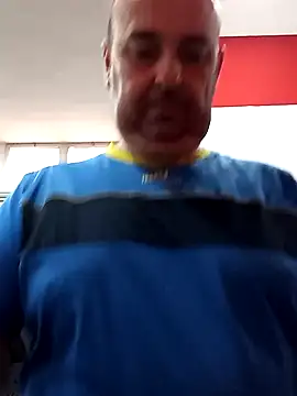 Snapshot of Hot-pico76 chatting on January 17, 2025, 8:13 am Hot-pico76 online show from January 17, 2025, 8:13 am