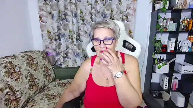 Snapshot of Selenna57 chatting on January 24, 2025, 6:56 pm Selenna57 online show from January 24, 2025, 6:56 pm