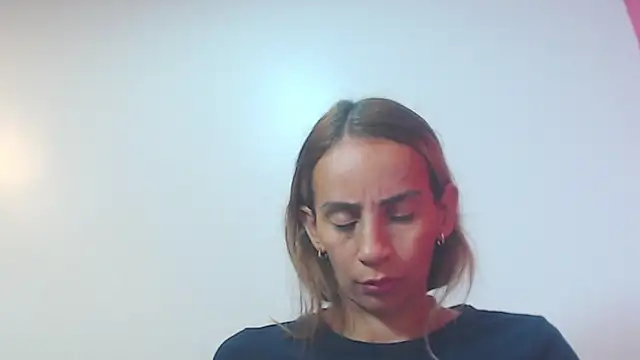 Amber Moore online show from June 18, 2026, 5:18 pm
