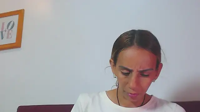 Amber Moore online show from June 24, 2026, 6:28 pm