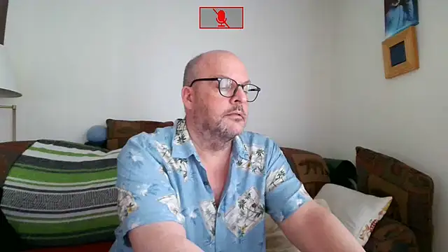 Snapshot of Ursulet_US chatting on June 22, 2026, 10:18 pm Ursulet US online show from June 22, 2026, 10:18 pm
