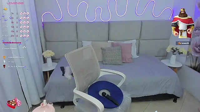 Snapshot of nashiira_ chatting on February 17, 2025, 10:27 pm nashiira online show from February 17, 2025, 10:27 pm