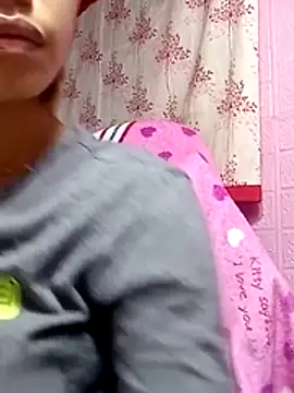 Cutie body11 online show from April 16, 2026, 12:33 am