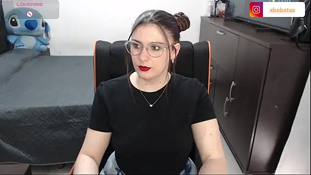 xxbbtaa online show from November 21, 2025, 8:08 pm