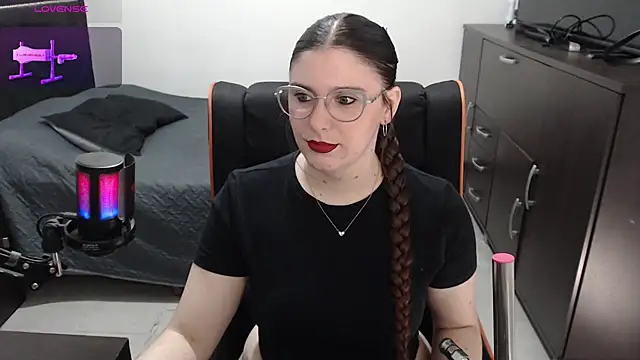 xxbbtaa online show from February 7, 2026, 7:55 pm