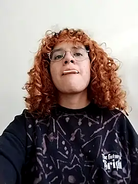 EmmaMelissa0521 online show from November 14, 2025, 8:56 pm