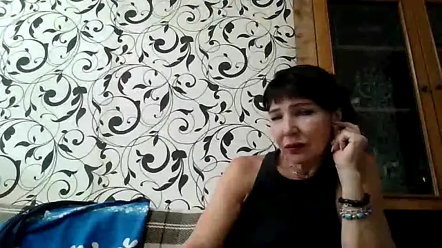 JeaneDavis online show from September 13, 2025, 2:50 pm