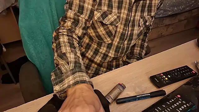 Snapshot of Danyell_K287 chatting on March 2, 2025, 6:24 pm Danyell K287 online show from March 2, 2025, 6:24 pm