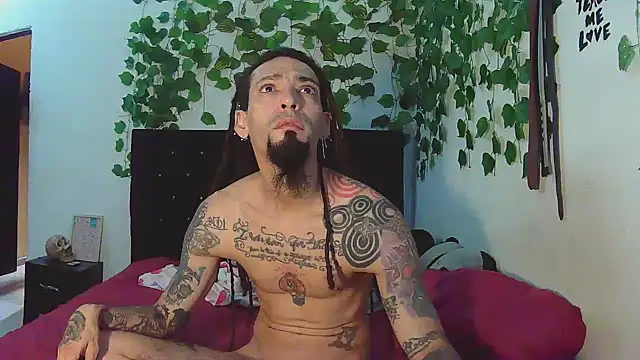 Snapshot of caribbeanlover1 chatting on November 6, 2025, 1:37 pm caribbeanlover1 online show from November 6, 2025, 1:37 pm