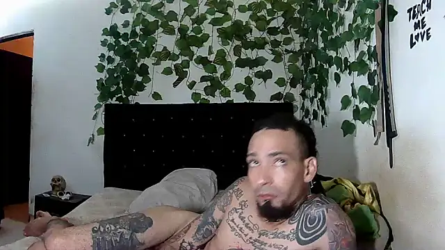 caribbeanlover1 online show from July 24, 2026, 1:23 am